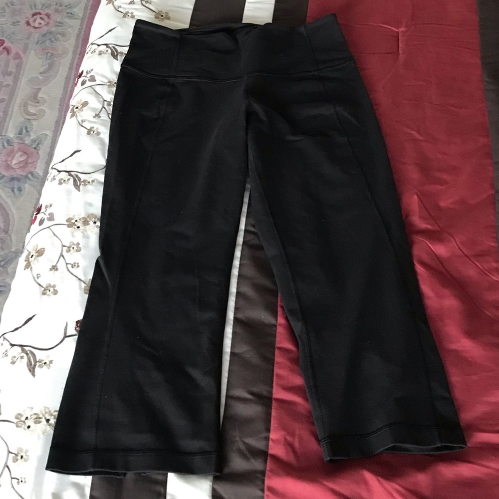 lululemon athletic pants capris